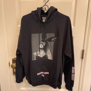 Dangerous Woman Tour Ariana Grande Hoodie